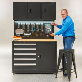 Werkbank met kast